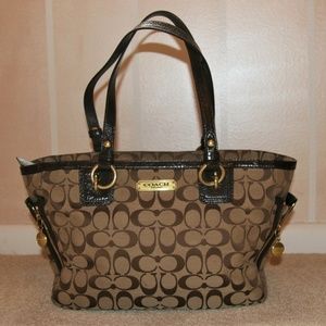 Coach shoulder handbag